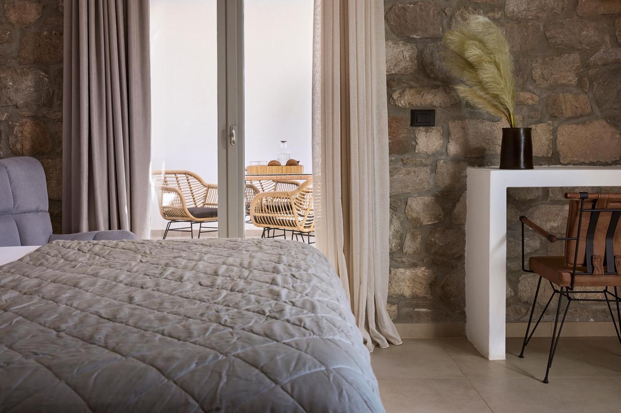 Kedros Milos Suites Adamantas Værelse billede